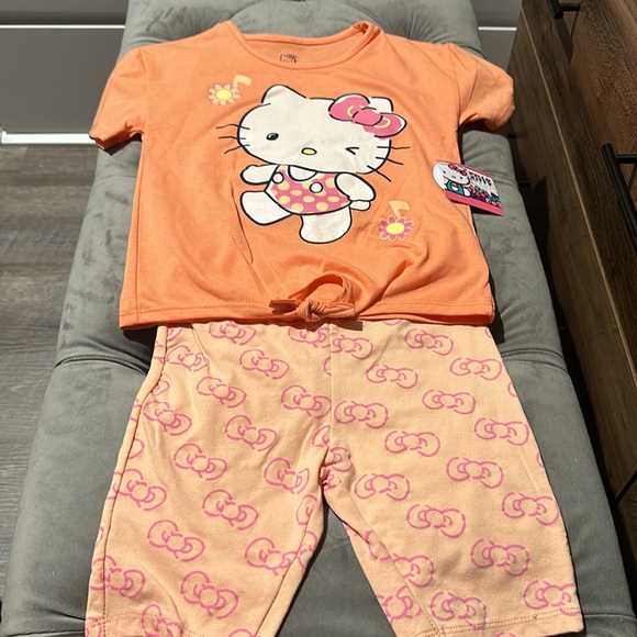 Hello Kitty Matching Set - Picture 6 of 6